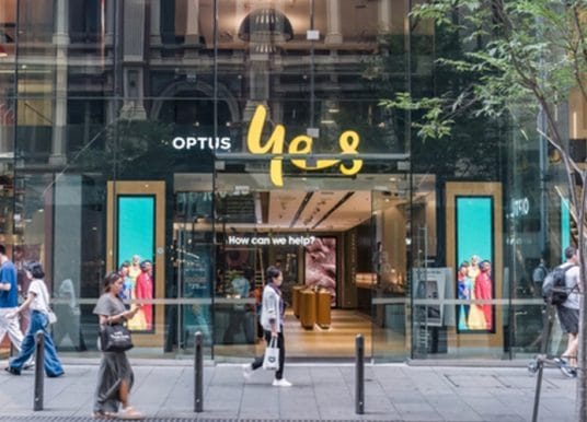 Regulators watch as Optus works to restore mobile services for affected users